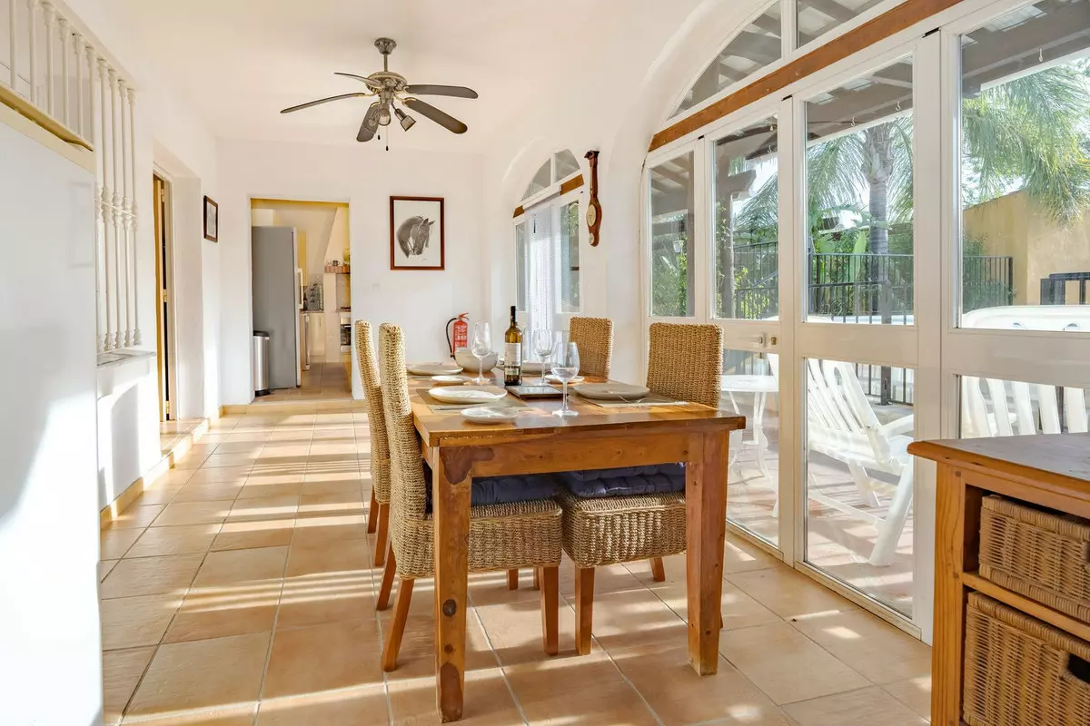 5-bedroom Country House In Coín, Spain (215 M²)