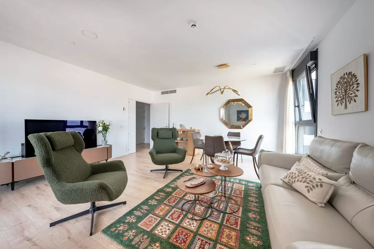 3-bedroom Apartment In Málaga, Spain (108 M²)