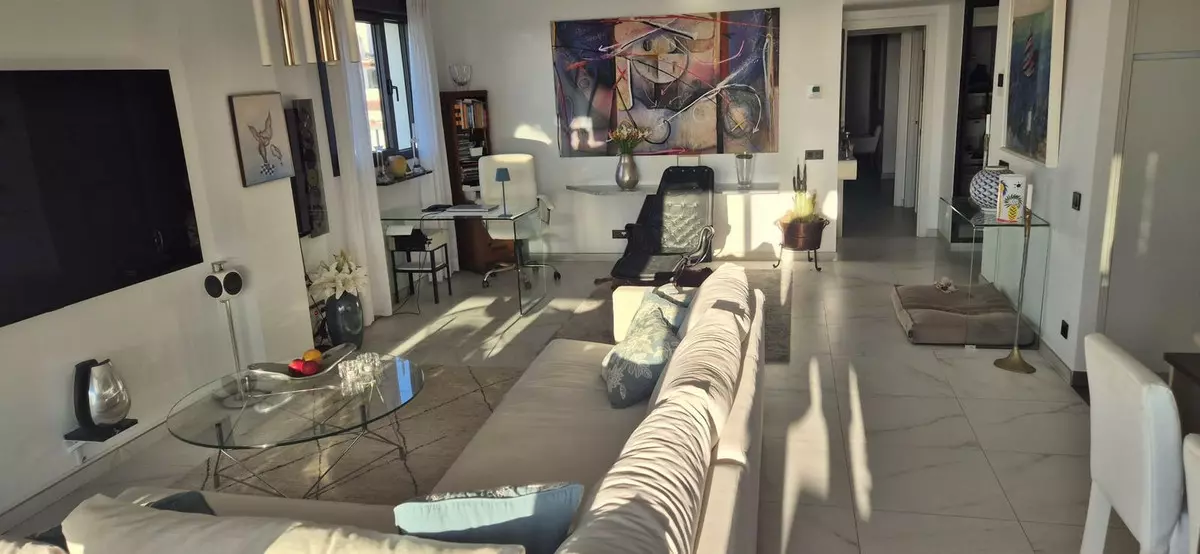 3-bedroom Apartment In Estepona, Spain (102 M²)