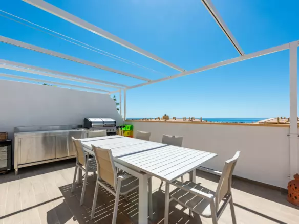 2-bedroom Apartment In Marbella, Spain (138 M²)