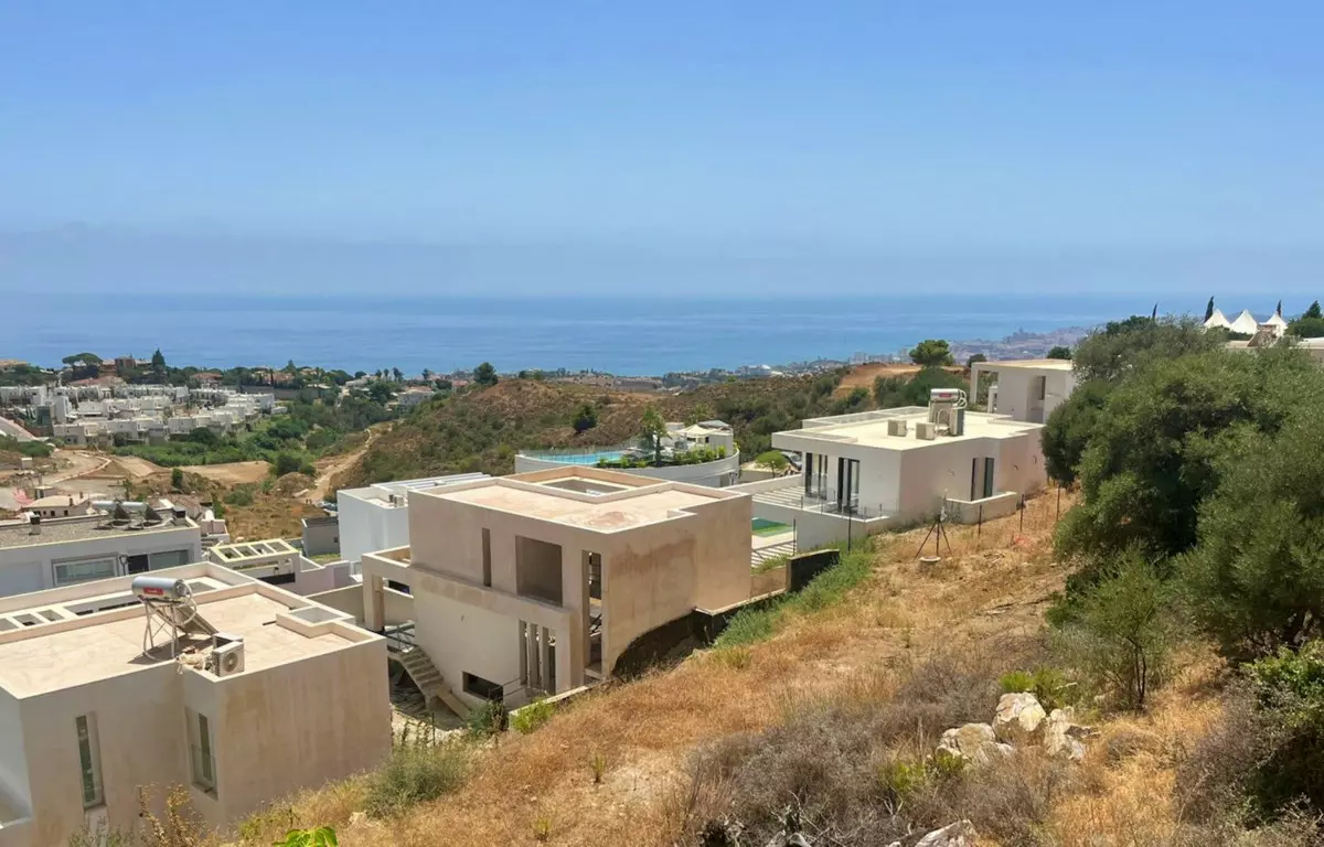 4-bedroom Villa In Mijas, Spain (235 M²)