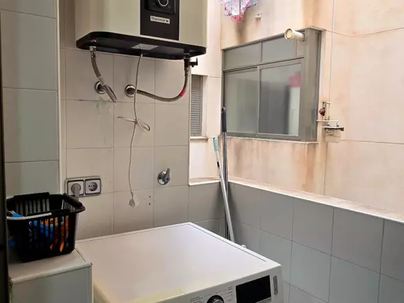 2-bedroom Apartment In Torremolinos, Spain (113 M²)