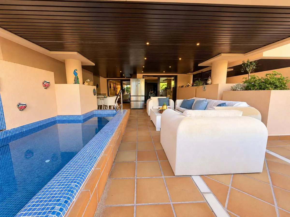 2-bedroom Apartment In Estepona, Spain (134 M²)