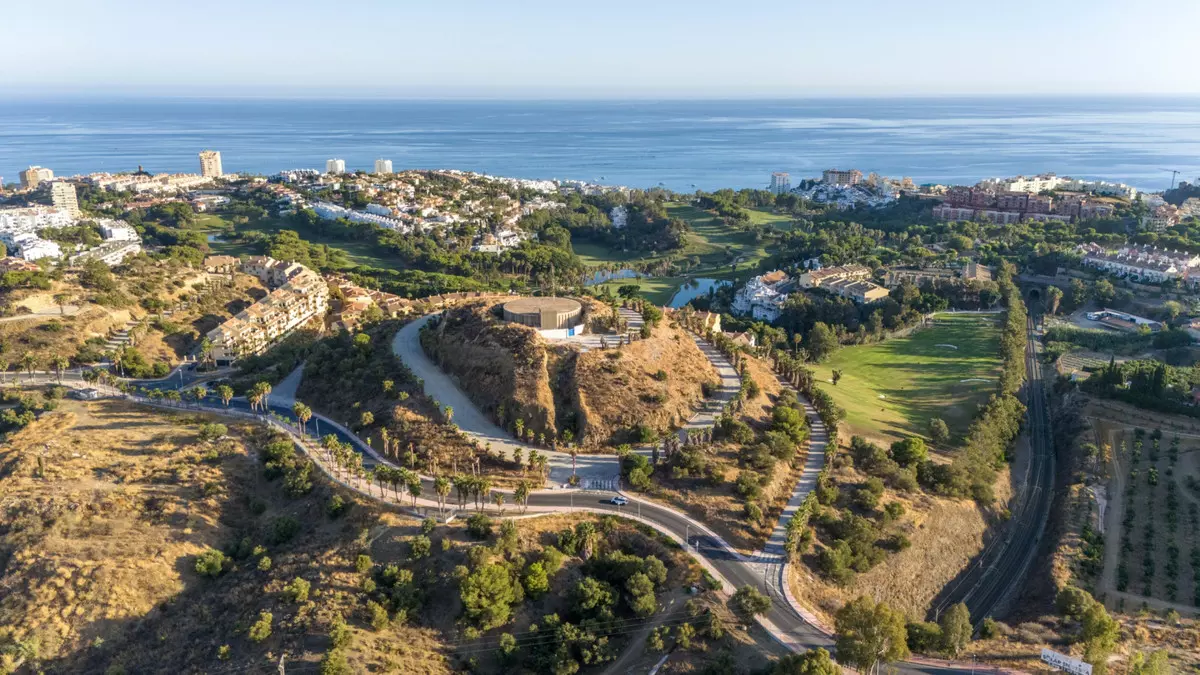2-bedroom Apartment In Benalmádena, Spain (89 M²)