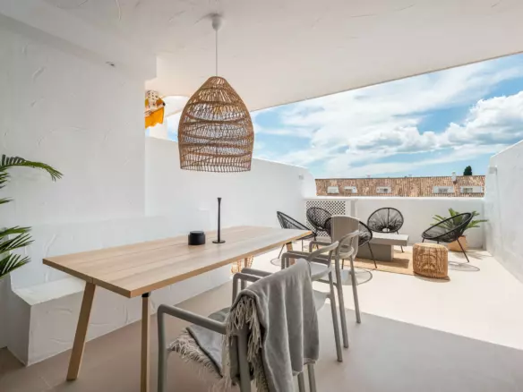 2-bedroom Apartment In Marbella, Spain (107 M²)
