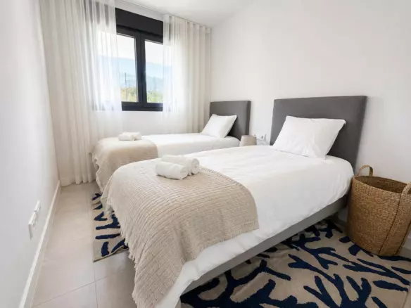 3-bedroom Apartment In Estepona, Spain (101 M²)