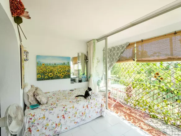1-bedroom Apartment In Estepona, Spain (61 M²)