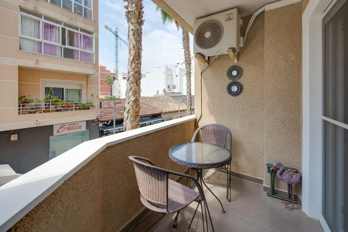 3-bedroom Apartment In Torrevieja, Spain (88 M²)