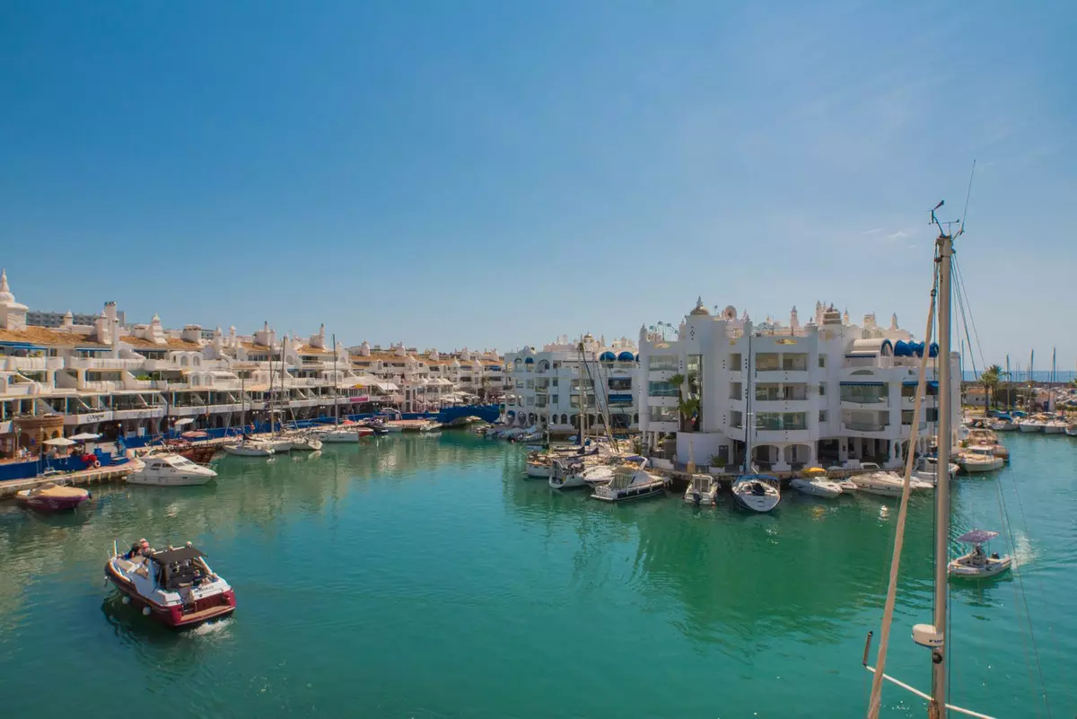 9-bedroom Apartment In Benalmádena, Spain (639 M²)