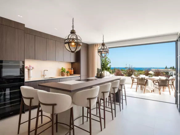 3-bedroom Apartment In Marbella, Spain (126 M²)