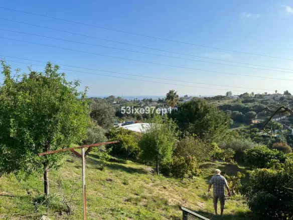 3-bedroom Country House In Estepona, Spain (253 M²)