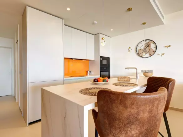 2-bedroom Apartment In Fuengirola, Spain (89 M²)