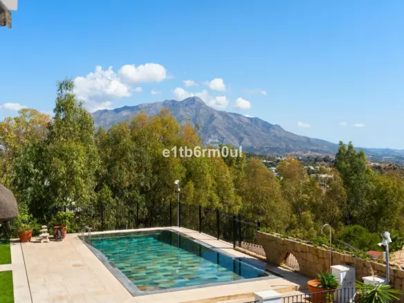 7-bedroom Villa In Benahavis, Spain (736 M²)