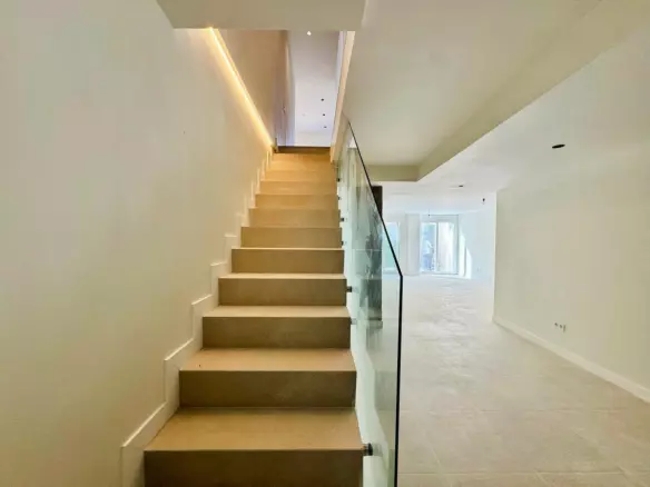 3-bedroom Apartment In Málaga, Spain (186 M²)