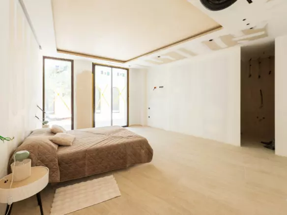5-bedroom Villa In Casares, Spain (529 M²)