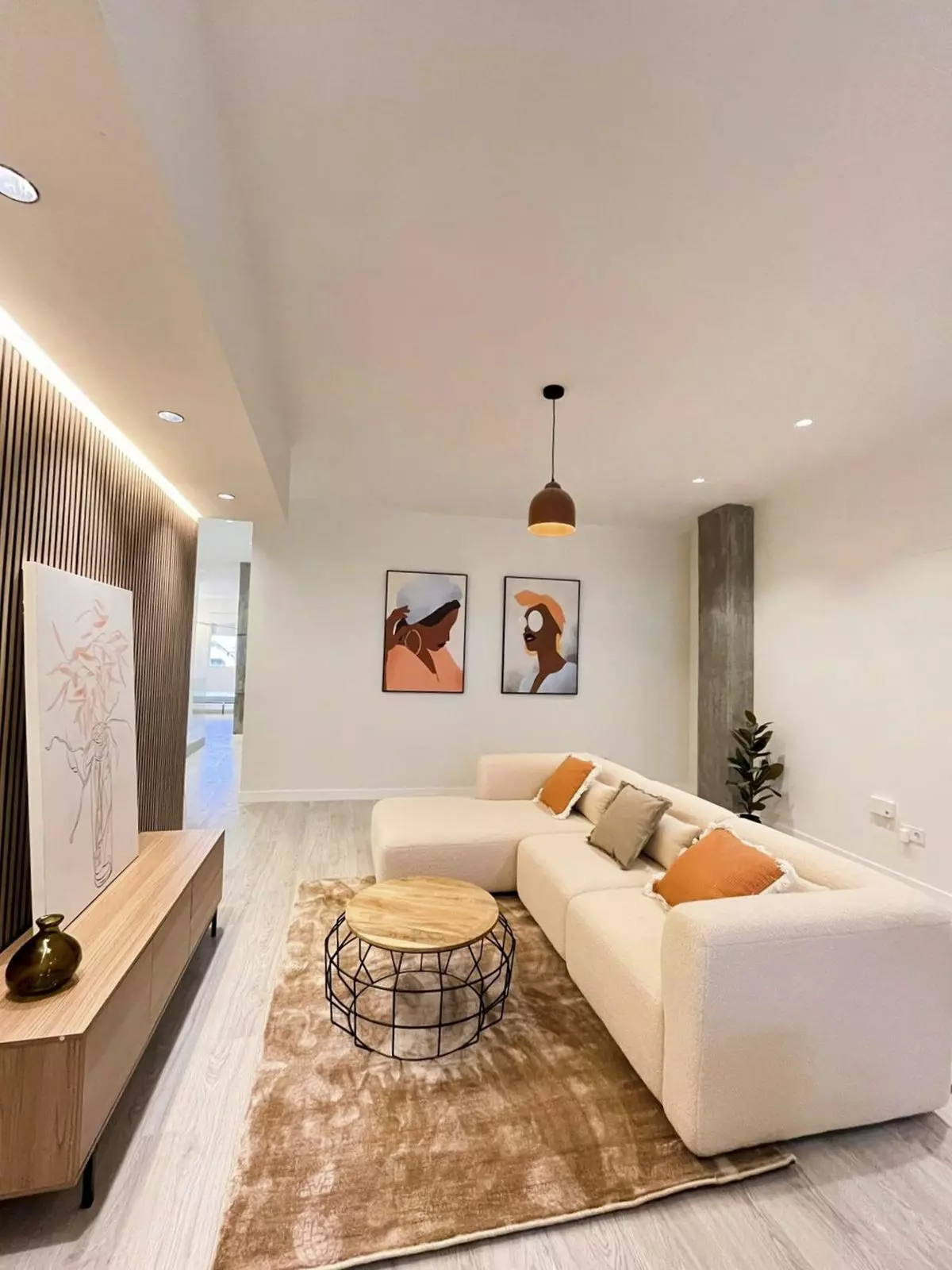 ShowFeedImage-1c60bc 3-bedroom Apartment In Málaga, Spain (186 M²)