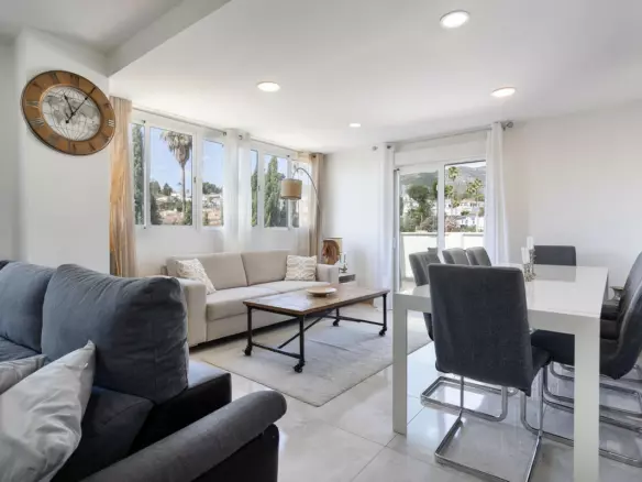 2-bedroom Apartment In Torremolinos, Spain (98 M²)