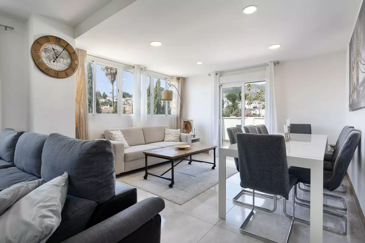 2-bedroom Apartment In Torremolinos, Spain (98 M²)