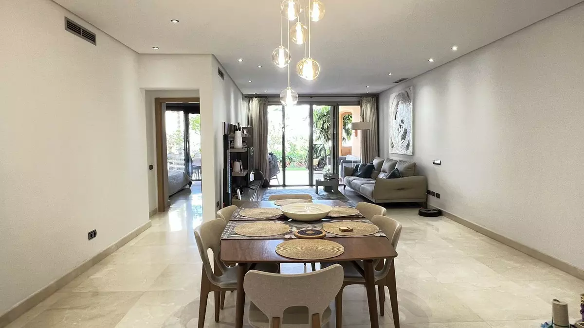 3-bedroom Apartment In Marbella, Spain (176 M²)