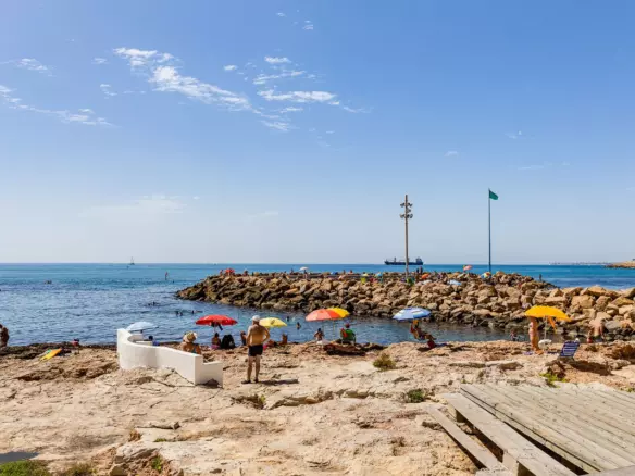 3-bedroom Apartment In Torrevieja, Spain (88 M²)