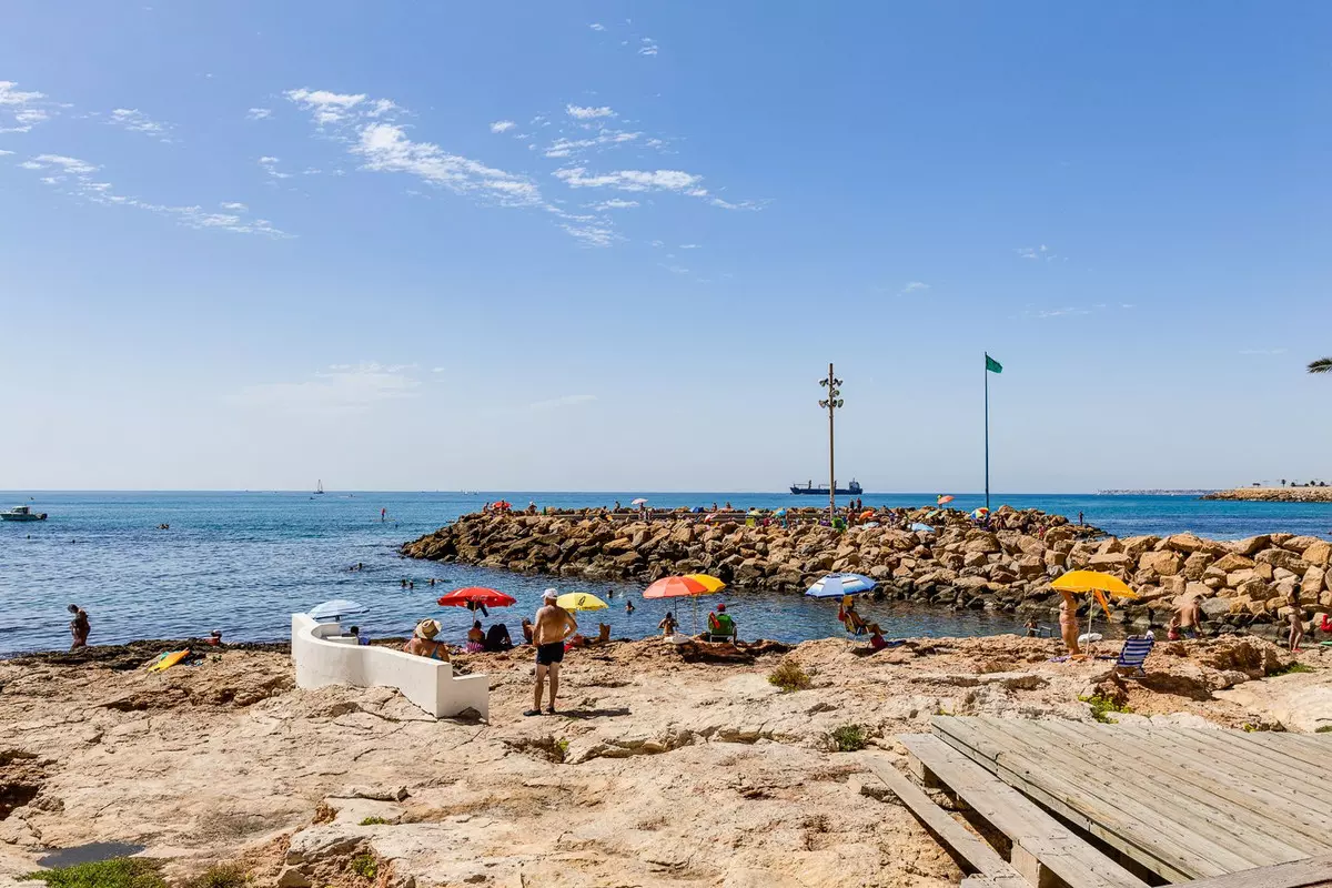 3-bedroom Apartment In Torrevieja, Spain (88 M²)