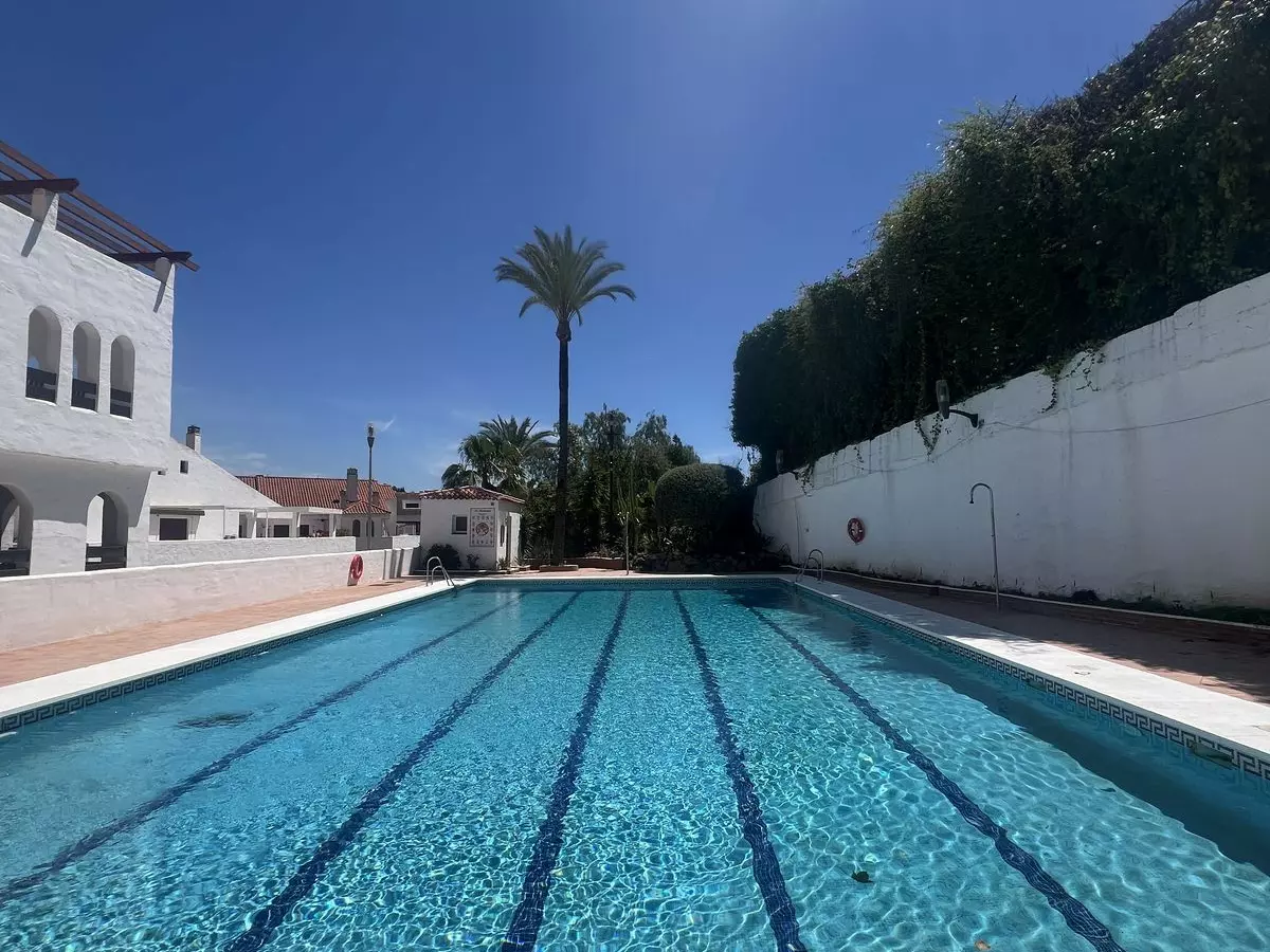 3-bedroom Apartment In Marbella, Spain (121 M²)