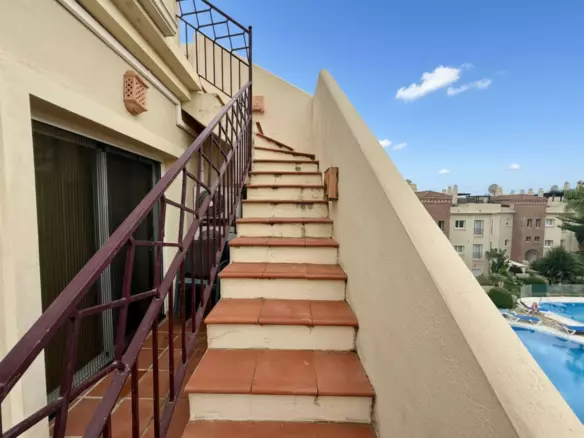 3-bedroom Apartment In Estepona, Spain (107 M²)