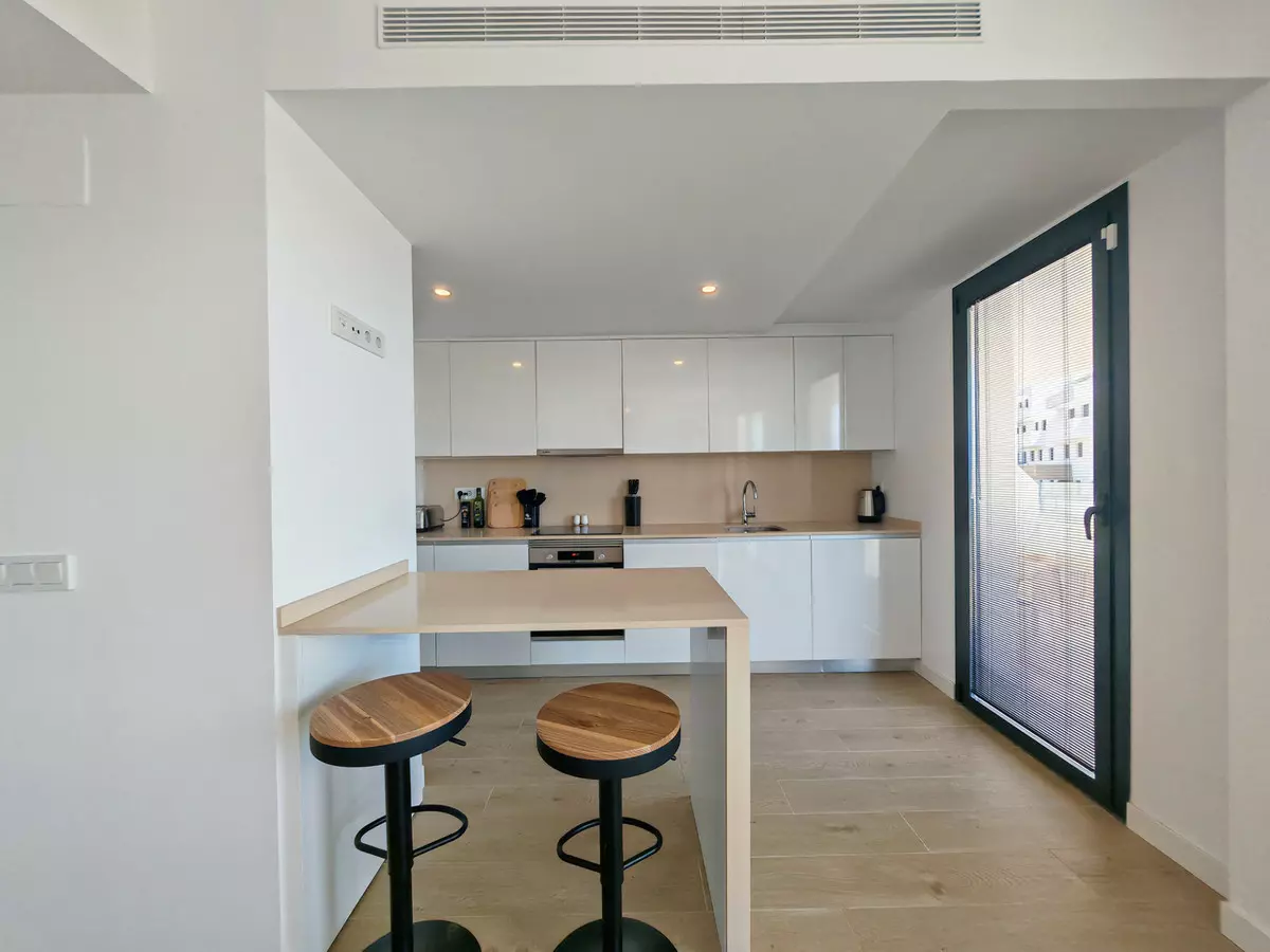 4-bedroom Apartment In Estepona, Spain (164 M²)