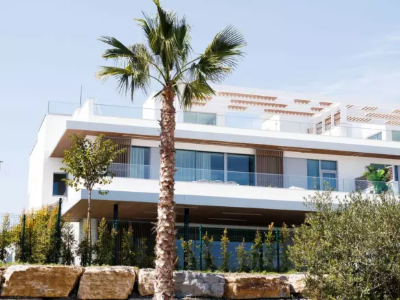 3-bedroom Apartment In Marbella, Spain (155 M²)