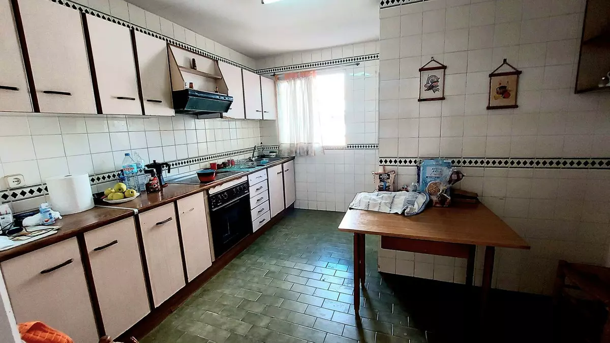 3-bedroom Apartment In Fuengirola, Spain (93 M²)