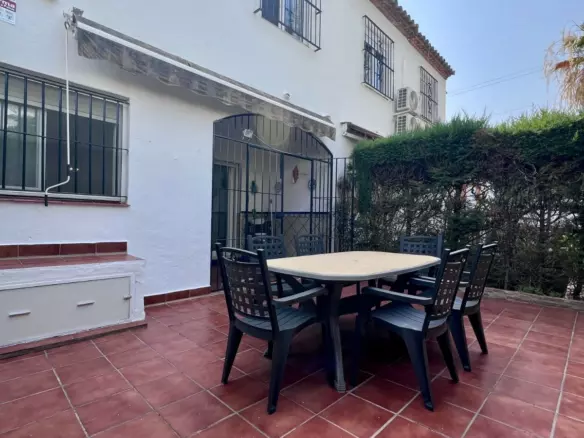 3-bedroom Town House In Estepona, Spain (120 M²)