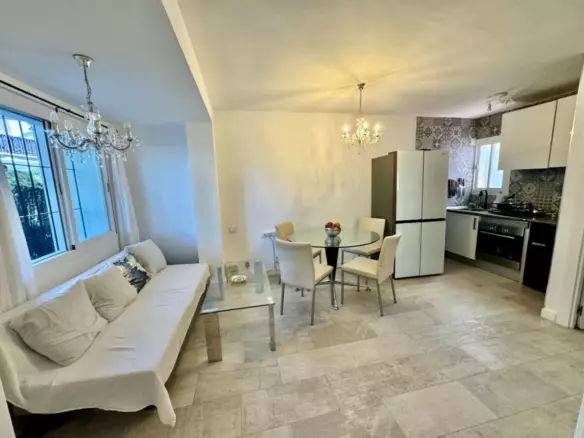 2-bedroom Apartment In Estepona, Spain (56 M²)