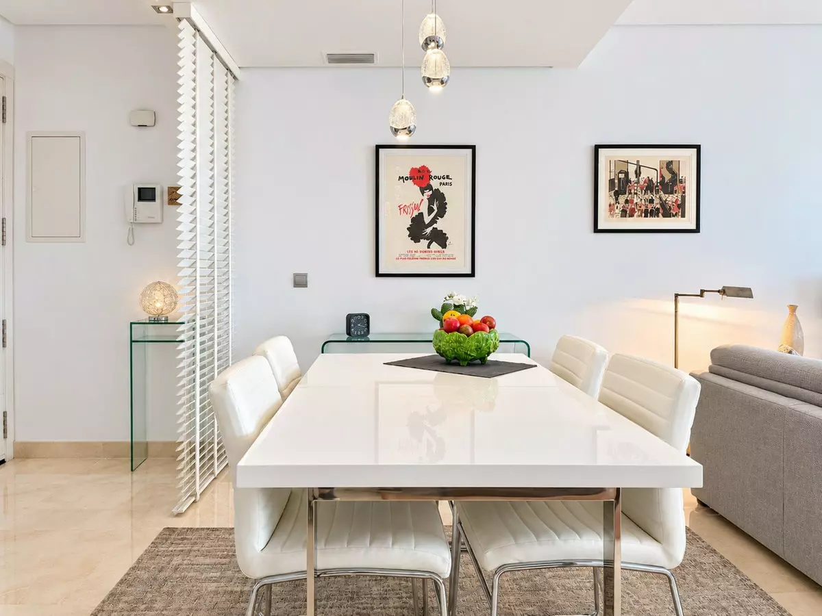 3-bedroom Apartment In Benahavis, Spain (102 M²)