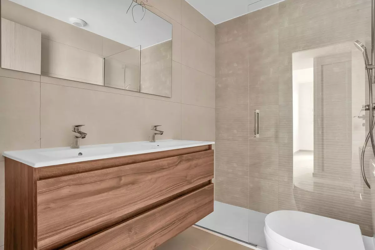 2-bedroom Apartment In Manilva, Spain (76 M²)
