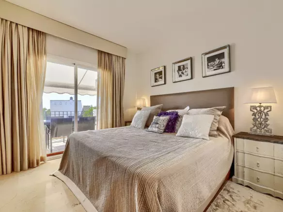3-bedroom Apartment In Málaga, Spain (146 M²)