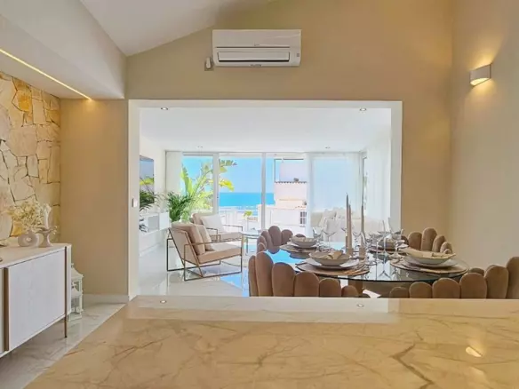 3-bedroom Villa In Estepona, Spain (200 M²)