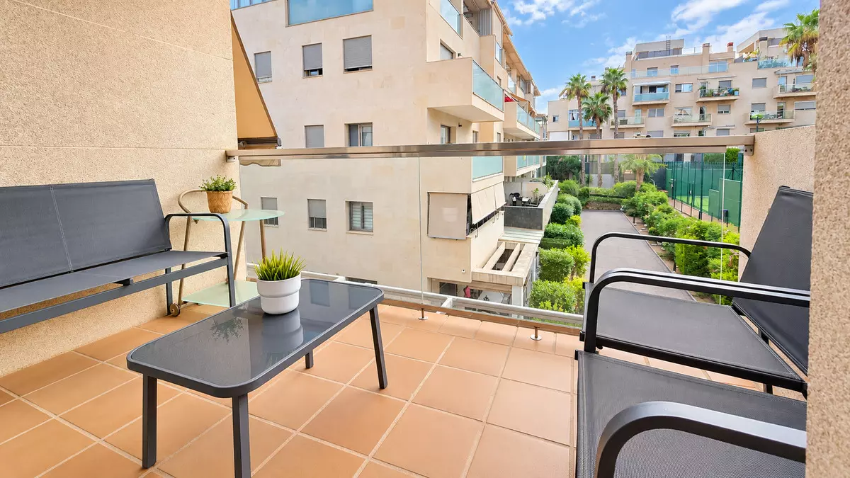 2-bedroom Apartment In Torremolinos, Spain (113 M²)