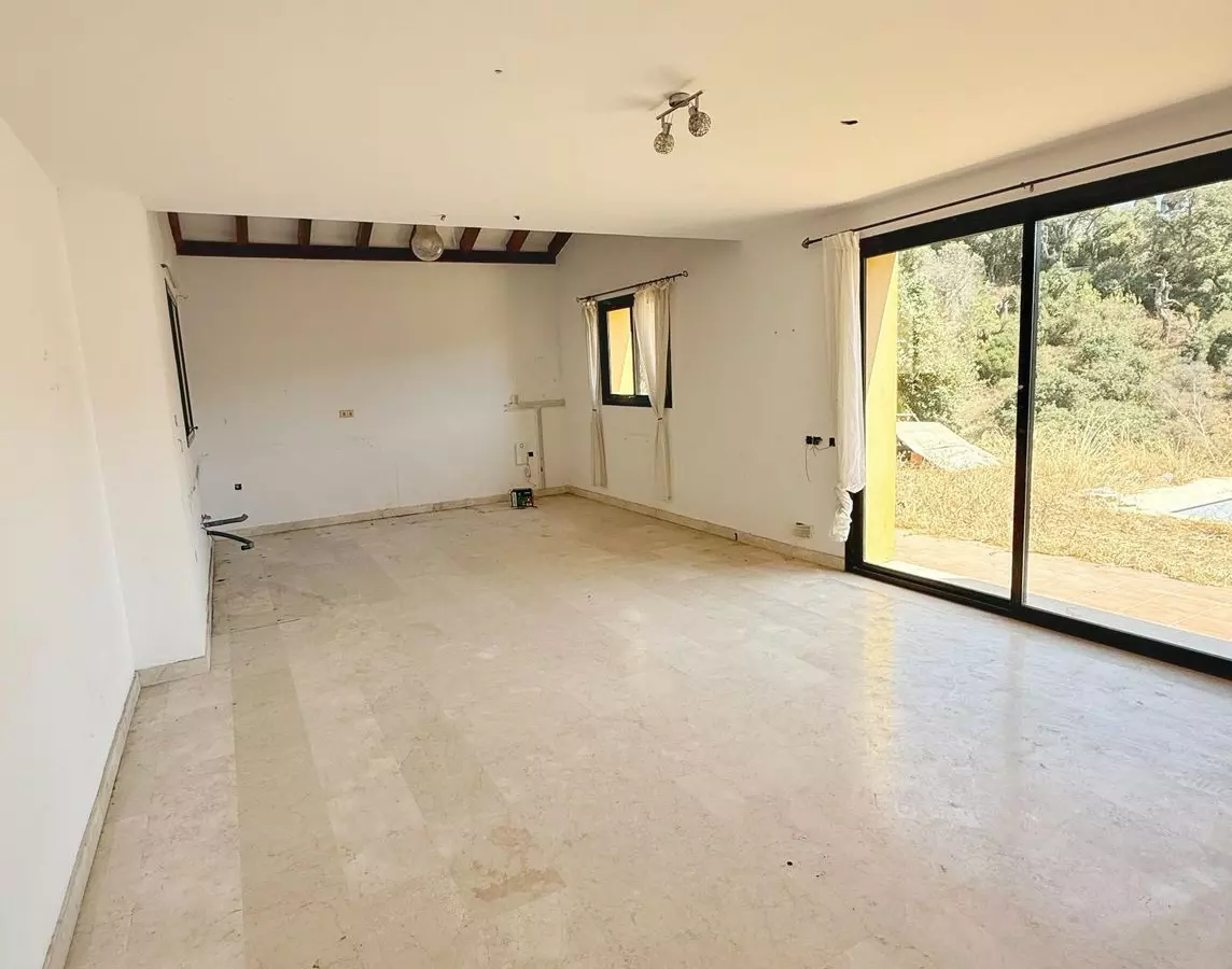 5-bedroom Villa In Marbella, Spain (525 M²)