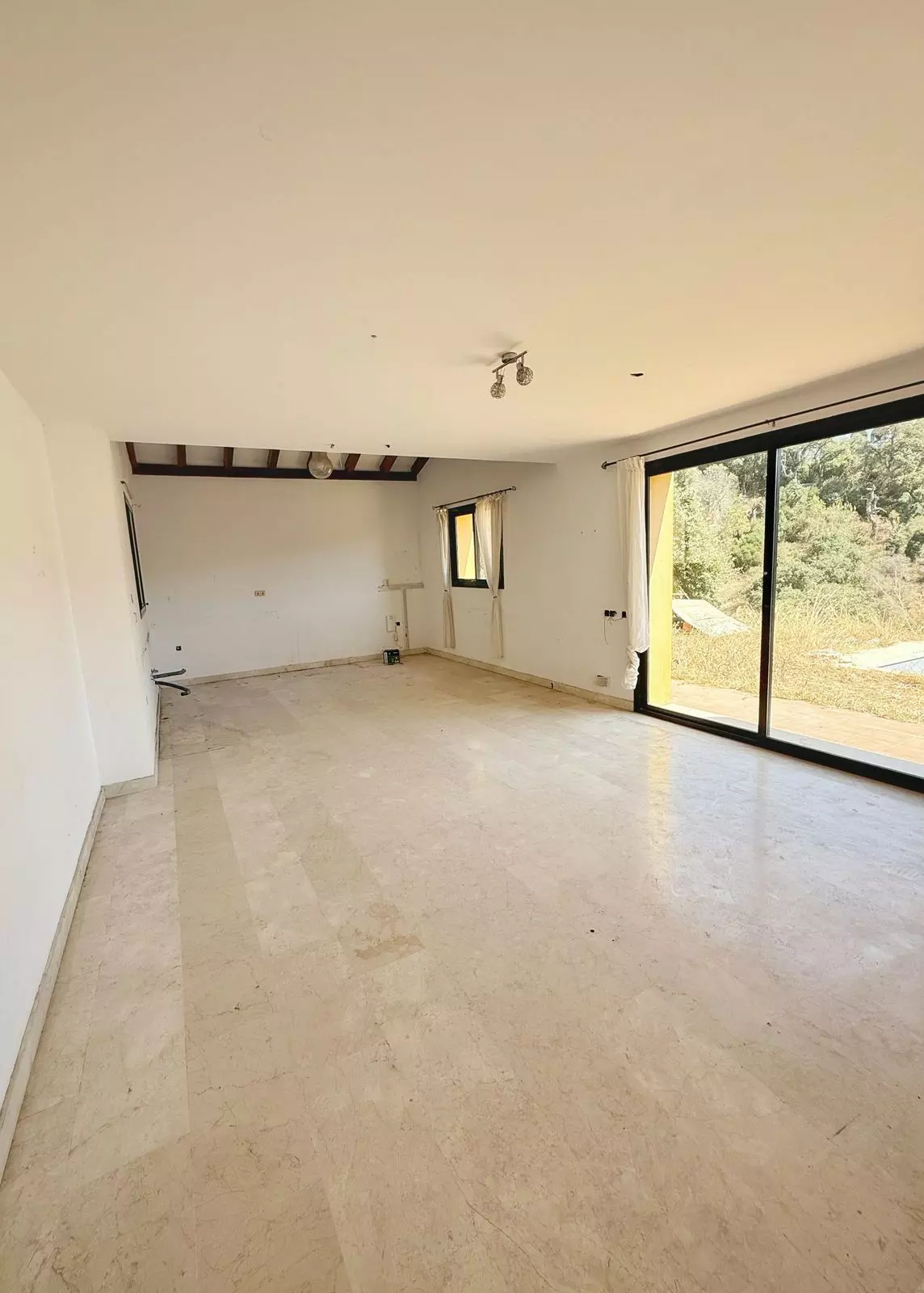 5-bedroom Villa In Marbella, Spain (525 M²)