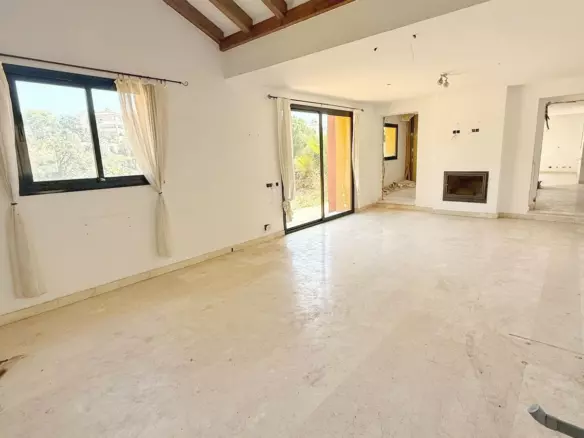 5-bedroom Villa In Marbella, Spain (525 M²)