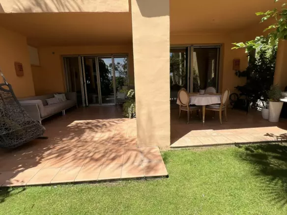 3-bedroom Apartment In Marbella, Spain (176 M²)