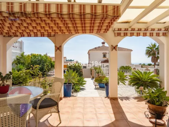 3-bedroom Villa In Vélez – Málaga, Spain (193 M²)