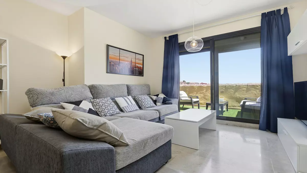 2-bedroom Apartment In Manilva, Spain (90 M²)