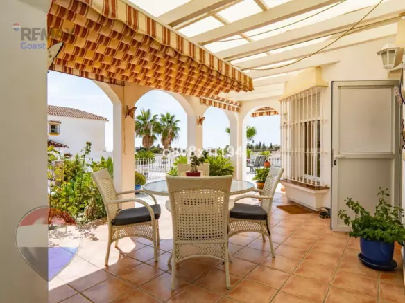 3-bedroom Villa In Vélez – Málaga, Spain (193 M²)