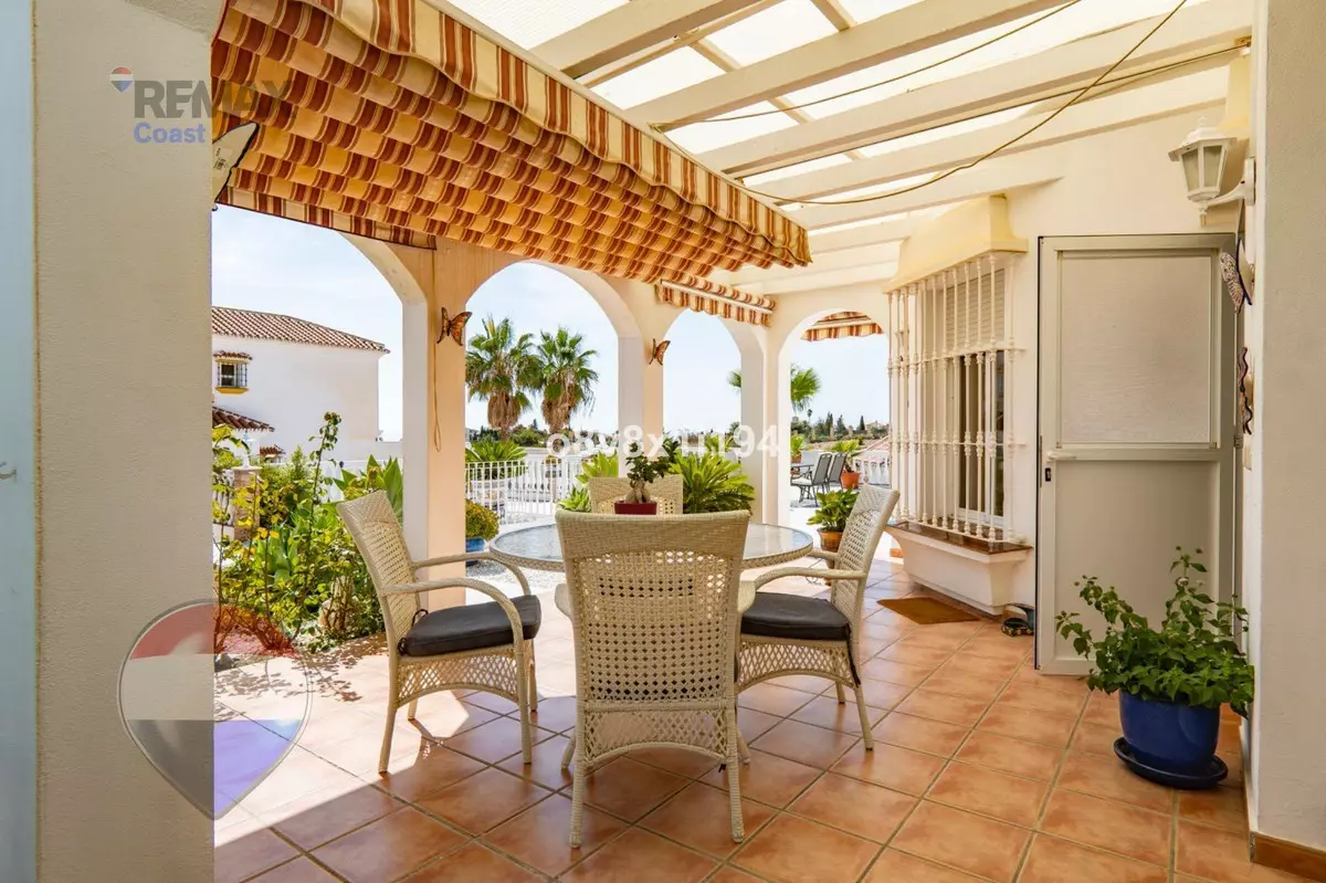 3-bedroom Villa In Vélez – Málaga, Spain (193 M²)