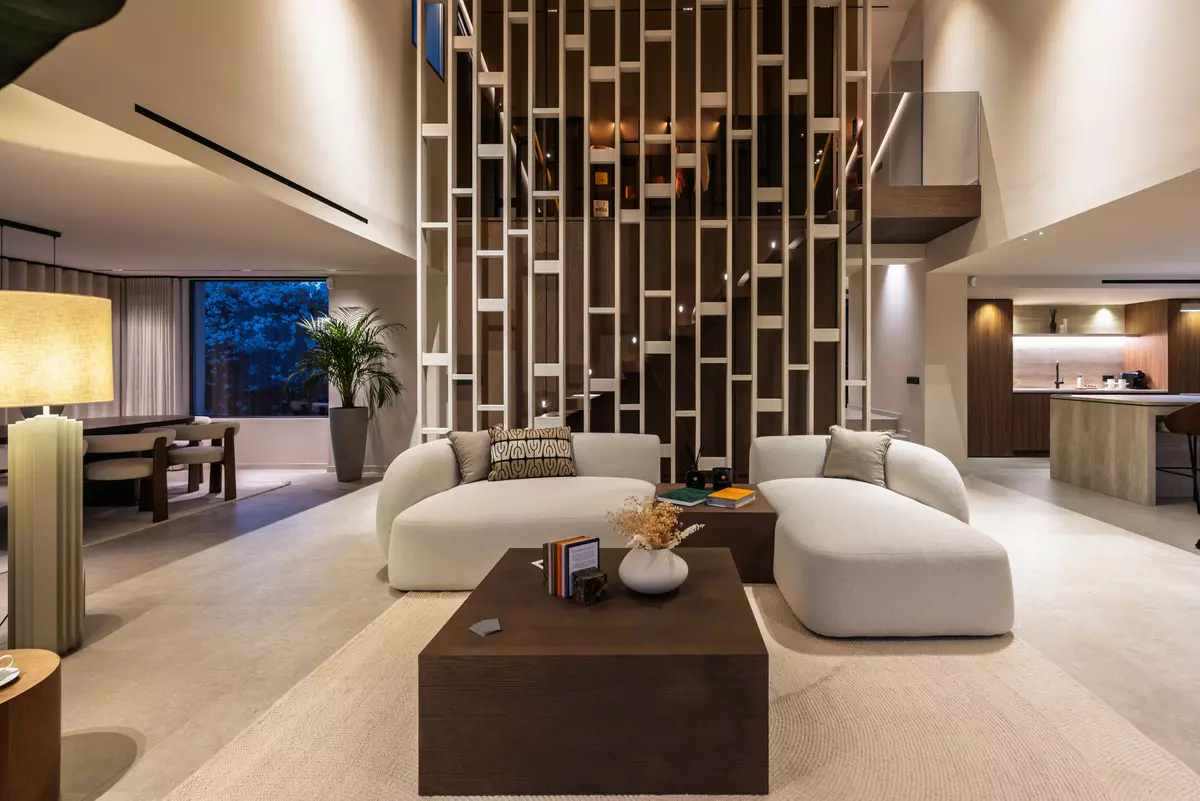 5-bedroom Villa In Marbella, Spain (785 M²)