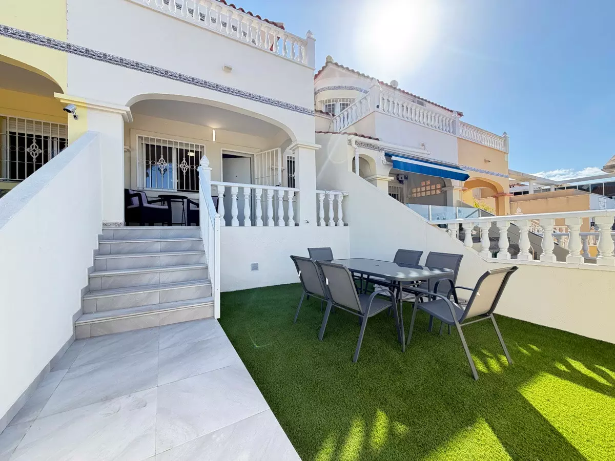3-bedroom Town House In Orihuela, Spain (80 M²)