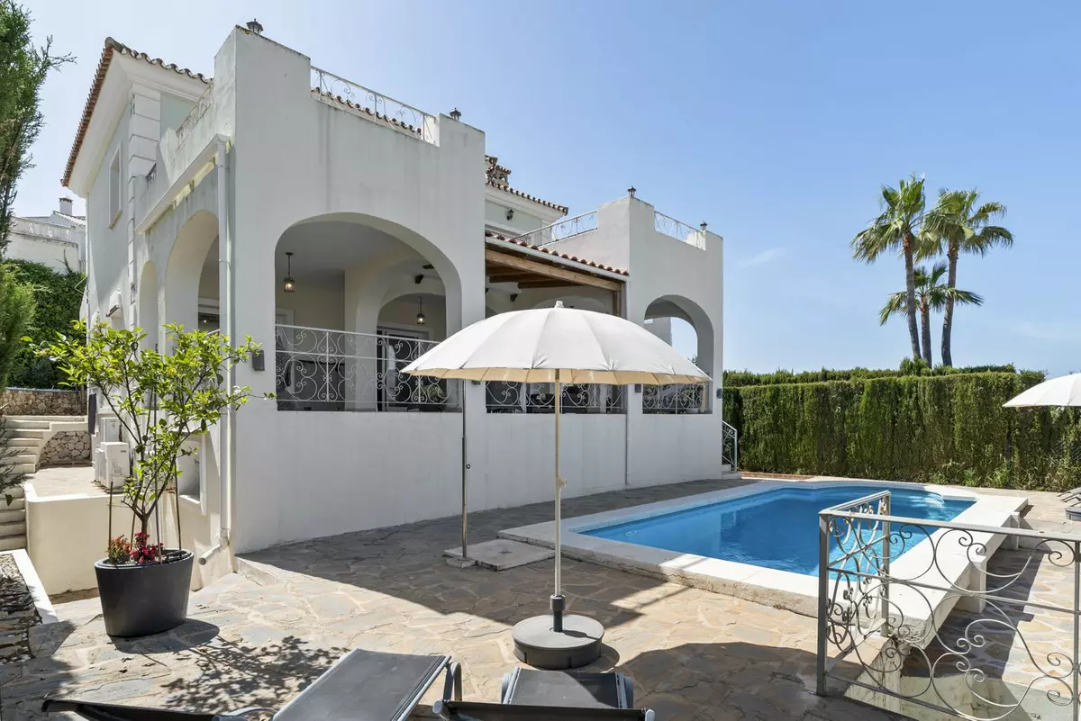 5-bedroom Villa In Mijas, Spain (342 M²)