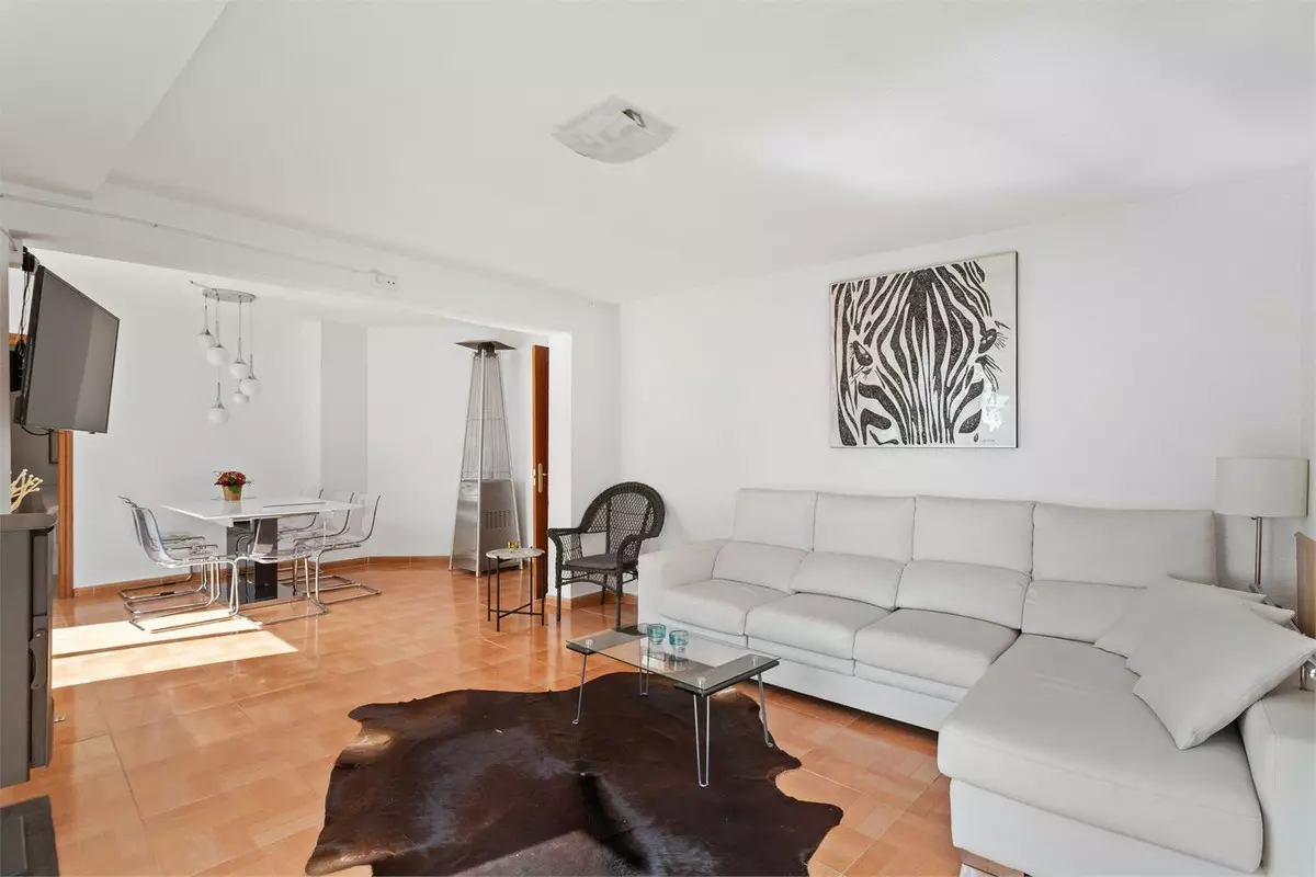 3-bedroom Apartment In Fuengirola, Spain (141 M²)