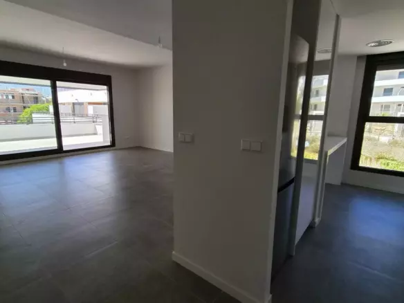2-bedroom Apartment In Estepona, Spain (99 M²)